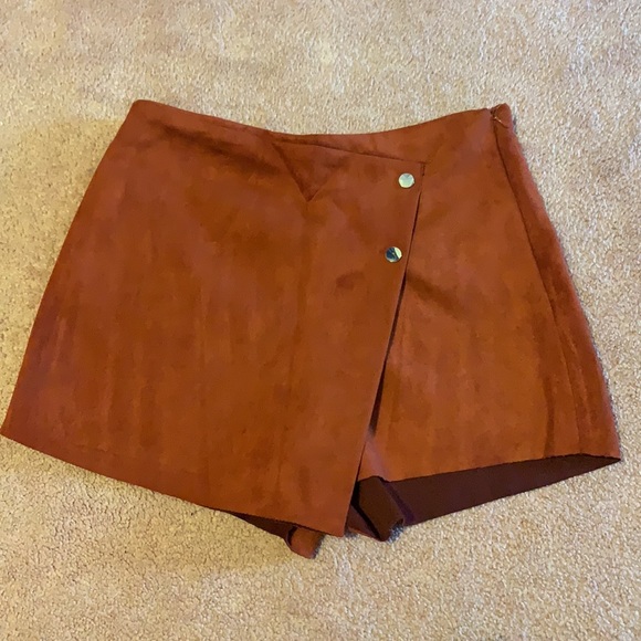 Rust colored skort worn once - Picture 1 of 3